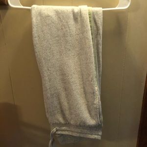 American Eagle jogger
